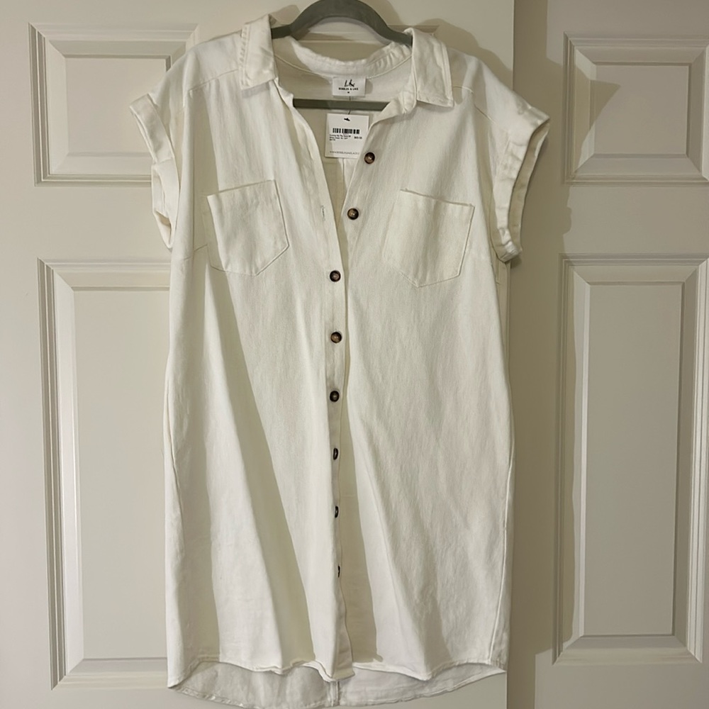 Bobbles & Lace Button-Down Collared Denim Dress